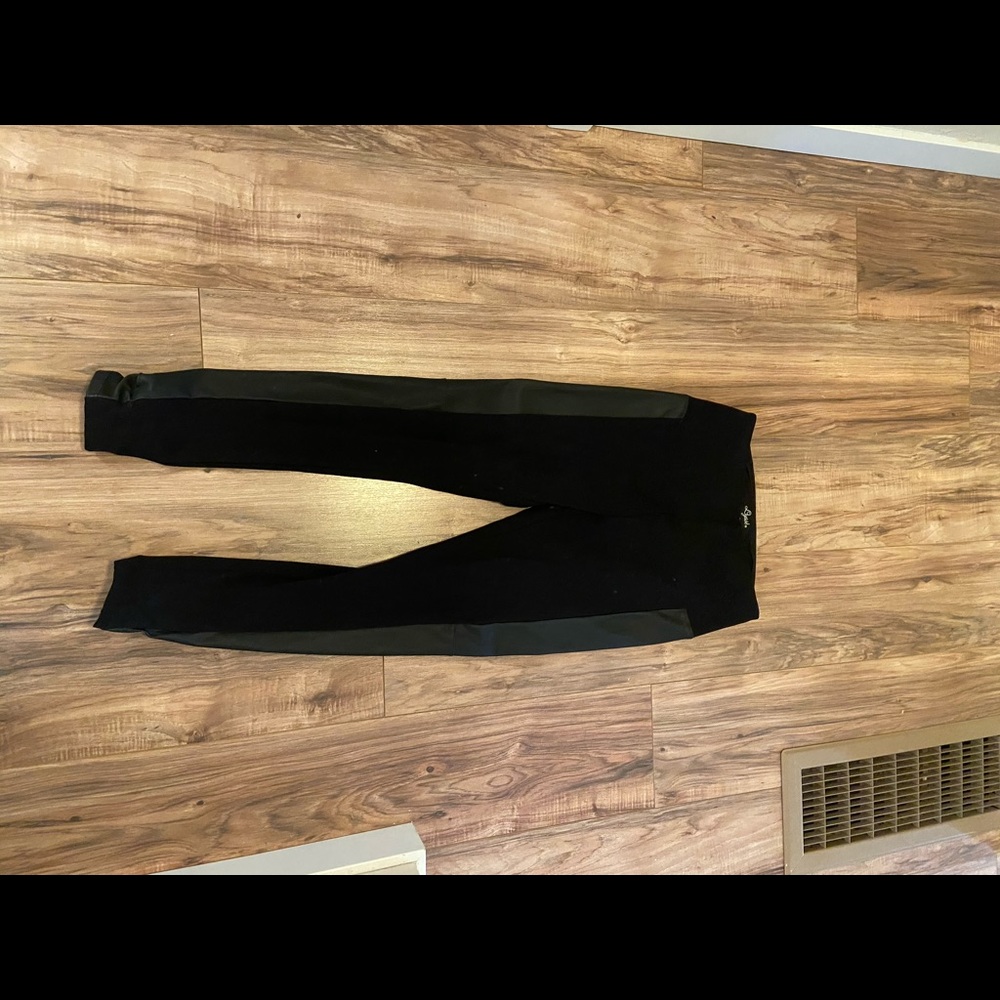 Women’s leggings